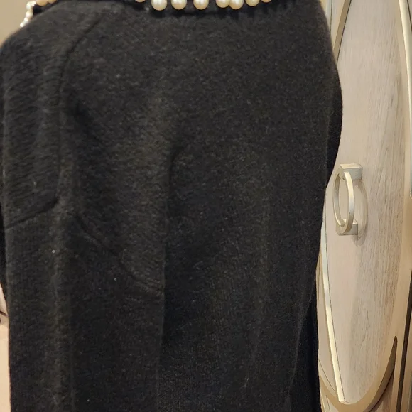 J Renee Boutique Sweater 2 pc Pants set with Pearls - Picture 2 of 6